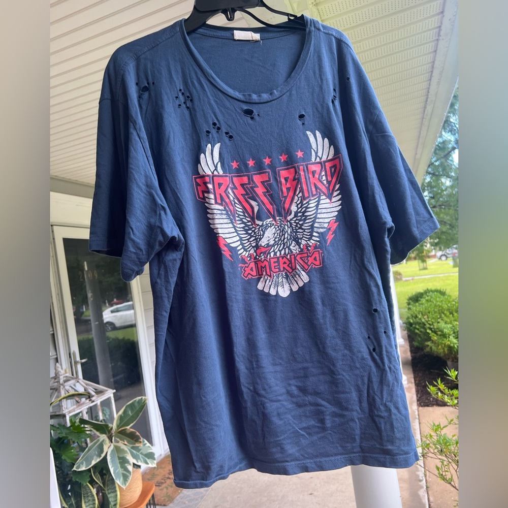 Distressed Free Bird Tee- country concert tee
